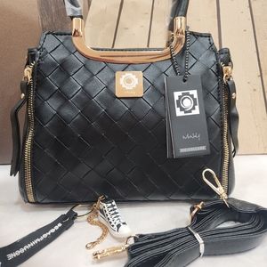 Brand New Women Luxury Crossbody Shoulder Bag